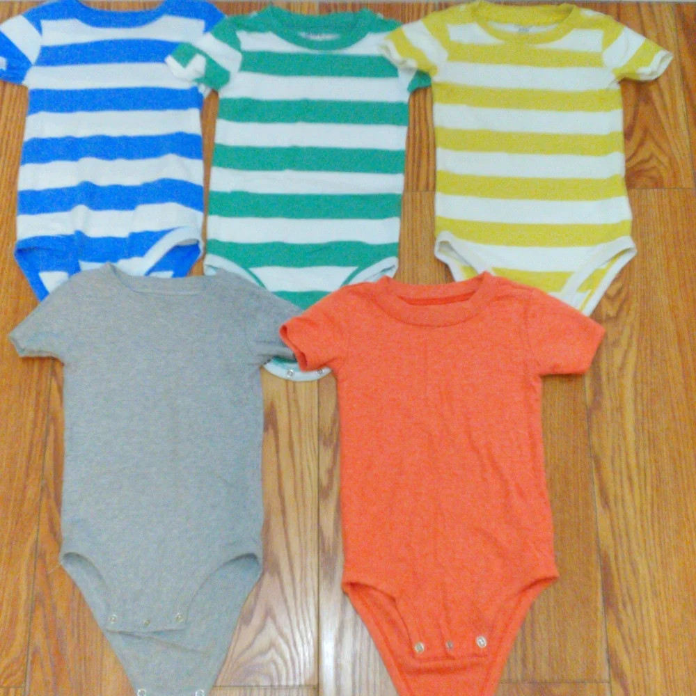 Bundle of 5 toddler boy short sleeves bodysuits size 24m - Picture 1 of 4
